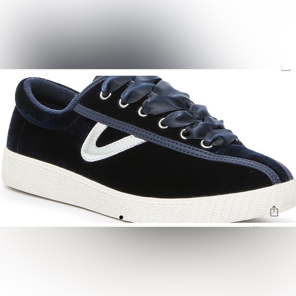 NIB TRETORN Nylite Navy Velvet Upper Sneakers 7M navy and silver ribbon lace up - Picture 1 of 11